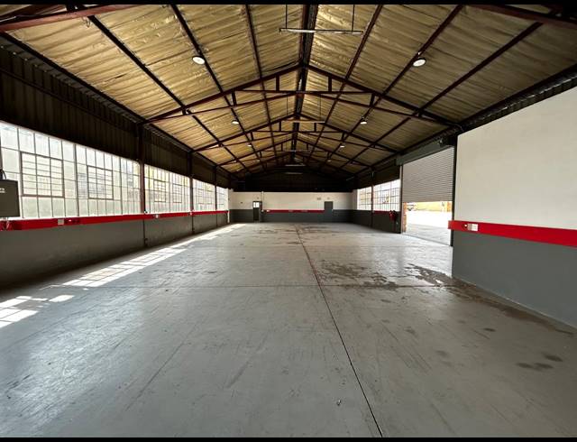 1,000M² WAREHOUSE TO LET IN WYNBERG